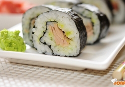 Рецепт: Суши обычные с тунцом