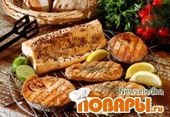 Норвежская семга-гриль с зеленым салатом