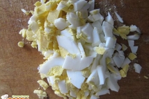 Шаг 5: Яйцо необходимо сварить и тоже …