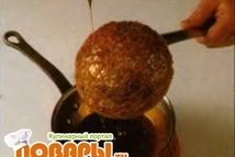 Шаг 2: Тщательно вымойте и высушите половник. …