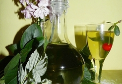 "Дамский" травяной ликер