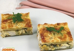 Пирог с курицей и грибами