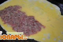 Шаг 3: - 1 яйцо взбиваем в …