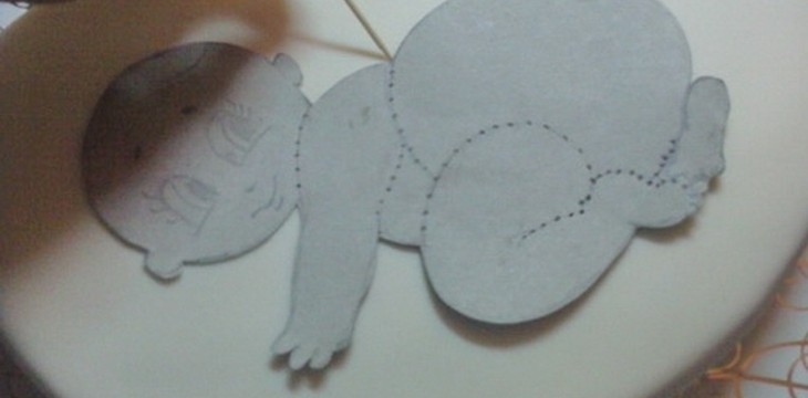 Шаг №4 МК Малышка с пинетками