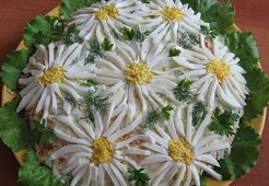 Салат "Ромашковое поле"