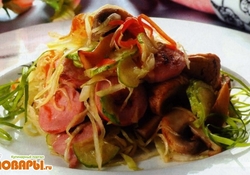 Рецепт: Гамбургский салат со свежей капустой