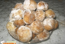 Шаг 7: Горячее печенье посыпаем сахарной пудрой.