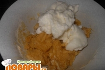 Шаг 5: Добавить к массе белки, все …