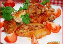 Луковый рулет с жареными куриными окорочками