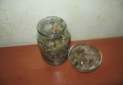 Салат из свежих огурцов на зиму