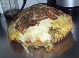 Самая калорийная пицца в мире: более 8000 калорий