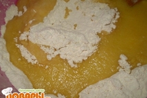 Шаг 2: Растопить масло и добавить его …