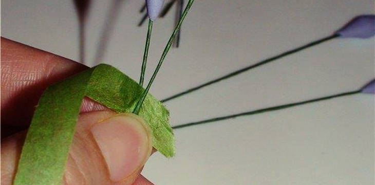 Шаг №21 МК Маленькие цветочки для букетиков от kopusha