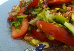 Салат с помидорами по-турецки