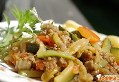 Фарш с летними овощами. Быстро и просто.