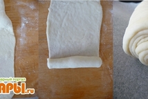 Шаг 4: Теперь эту полоску раскатываем очень …