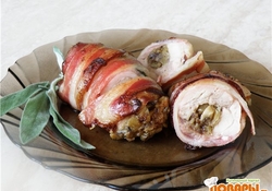 Рецепт: Куриные ножкив беконе