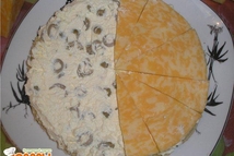 Шаг 2: Нарезать вареную колбасу, сыр, корейку, …