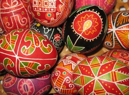 Пасха. Красим яйца