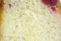 Шаг 2: Вишни обсушить и обвалять в …