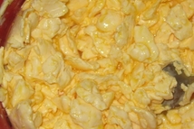 Шаг 3: тщательным образом перемешиваем и отставляем. …