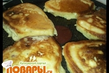 Шаг 5: Как только подрумянится одна сторона …