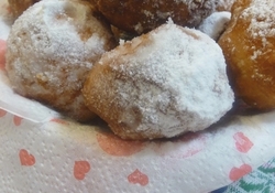 Рецепт: Пончики яблочные