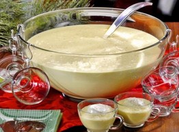 Эгг-ног - обязательный напиток на праздничном столе