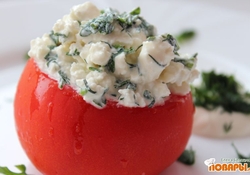 Рецепт: Помидоры, фаршированные адыгейским сыром
