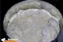 Шаг 1: Тесто для лукошка я замешивала …