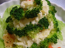 Статья: Елки на... стол!