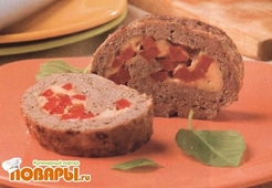 Рулет мясной с сыром