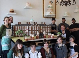 Статья: Невероятный торт в виде университета