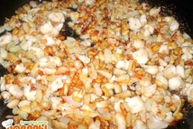 Шаг 2: Отделяем от грибов ножки и …