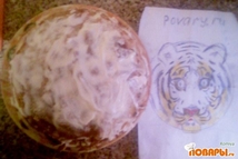 Шаг 3: Последний блин намазать майонезом, украсить …