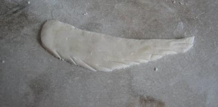 Шаг №6 МК Птичка иволга от Пчела