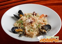 Рецепт: Ризотто с мидиями и креветками