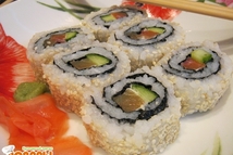 Шаг 5: Нарезаем каждую колбаску на шесть …