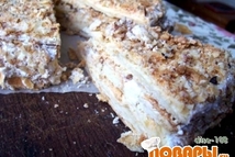 Шаг 2: Готовое тесто раскатать толщиной 4-5мм, …