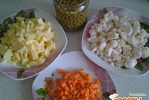 Шаг 1: Поставить варить мясо, тем временем …