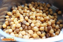 Шаг 1: Я замачиваю нут с вечера …