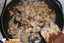 Шаг 2: Готовое тесто разделить на 4 …