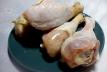 Шаг 1: Голени промыть и обсушить бумажным …