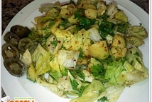 Шаг 3: Добавьте масло, немного посолите т.к. …