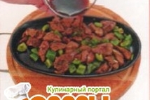 Шаг 4: В сковороде разогреть растительное масло, …