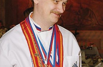 Статья: Сергей Речкалов учит готовить «Блюда из рыбы и морепродуктов»