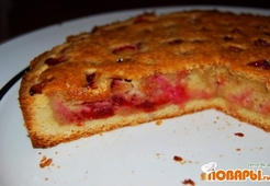 Сливовый пирог с миндальным кремом