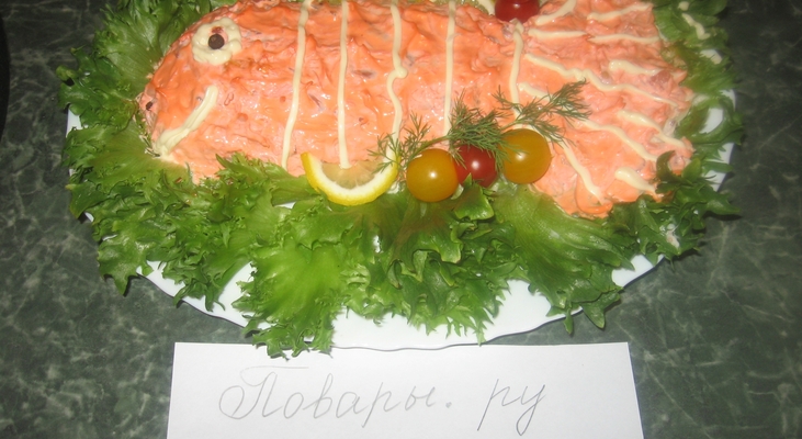 Рыбный салат с морепродуктами "Рыба клоун"