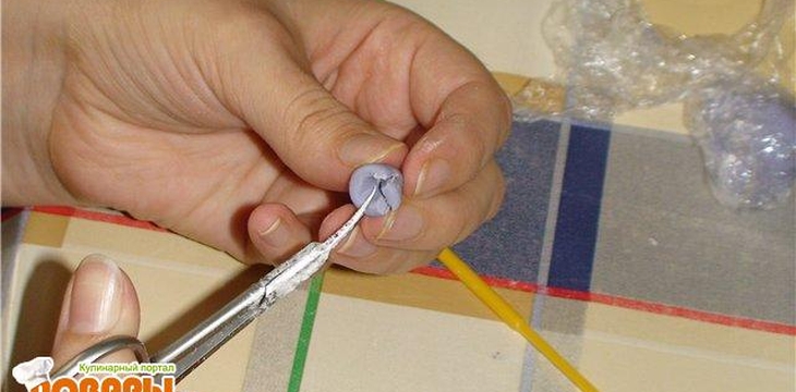 Шаг №16 МК Маленькие цветочки для букетиков от kopusha