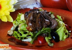 Рецепт: Салат из куриной печени по-уральски